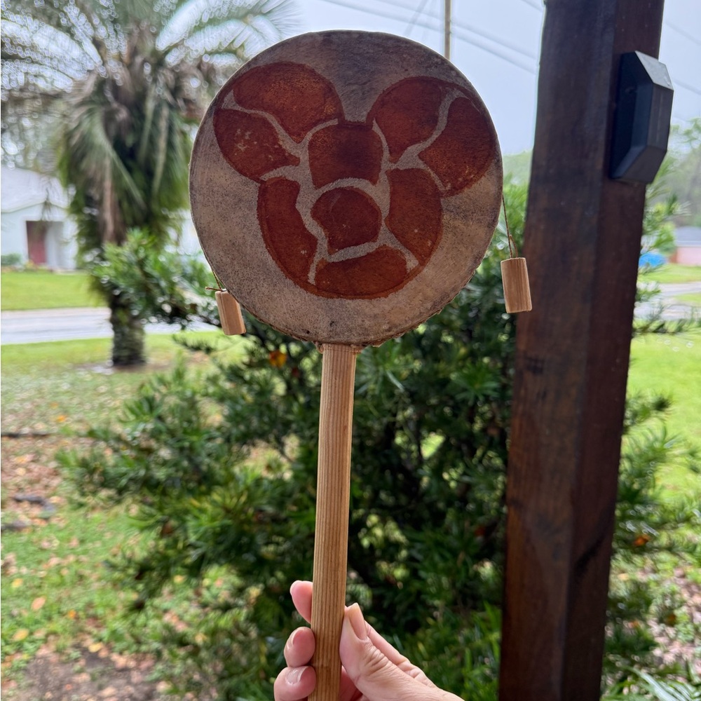 Disney Animal Kingdom Wooden Handheld Drum with Animal-Giraffe Design